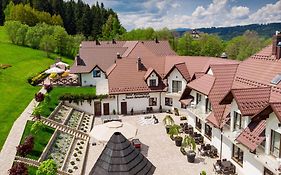 Hotel Kompleks Beskid Z Basenem I Stokiem Narciarskim - Blisko Babiej Gory